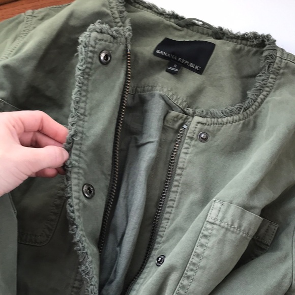 Banana Republic army green jacket EUC - Picture 3 of 5